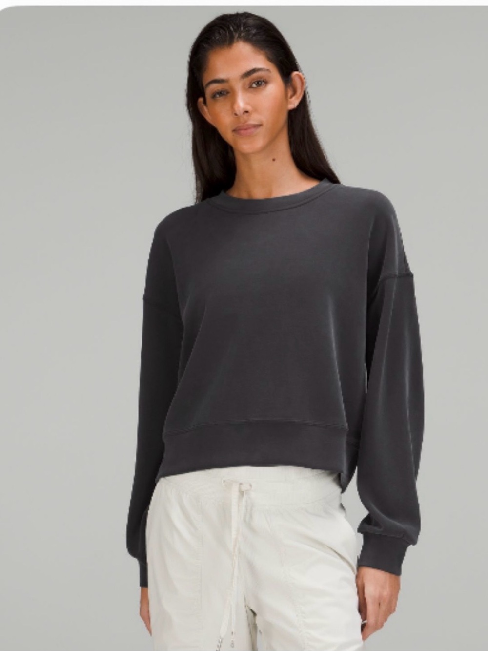 LULULEMON softstreme perfectly oversized cropped sweatshirt. black. sz 4